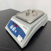 VWR Microplate Shaker image 1